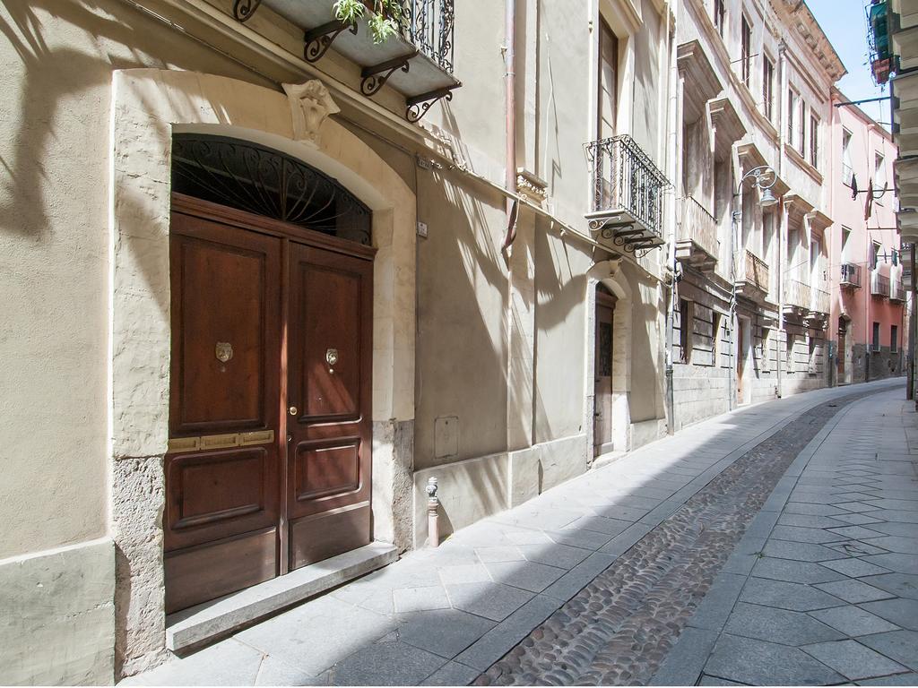 Residenze Al Castello Hotel Cagliari Exterior photo